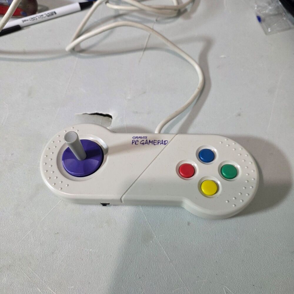 Vintage Advanced Gravis PC GamePad Rev 2 15-Pin DOS Controller 1992
